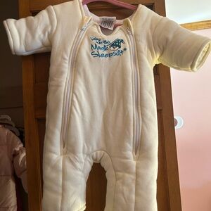 Merlin sleep suit small